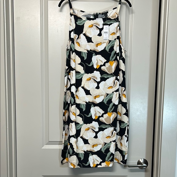 Ann Taylor Dresses & Skirts - Ann Taylor Black Floral Midi Dress